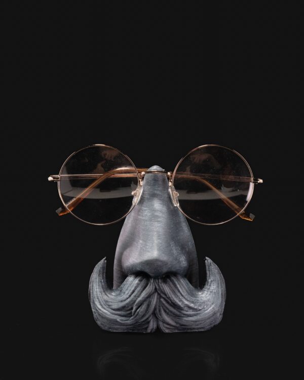 nosy-friend-glasses-stand_02010_76ec2d53e3 Glasses stand holder in the shape of a nose. For a nosy friend